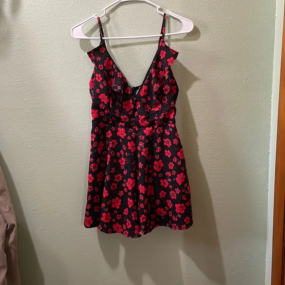 Romper Size Large - Picture 1 of 2